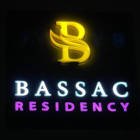 Hotel Bassac Residency à Changanācheri Extérieur photo