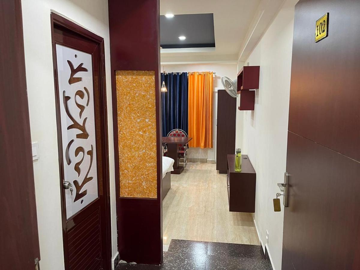 Hotel Bassac Residency à Changanācheri Extérieur photo